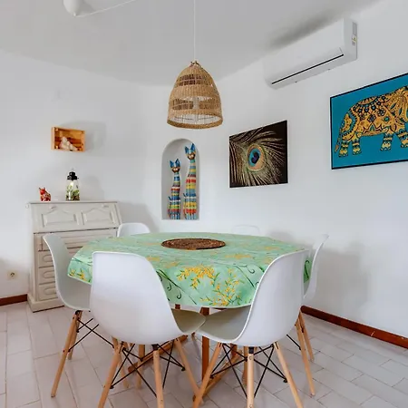 Апартаменти Casa Nini - 6 Com Ac E A 100 M Da Monica Isabel Албуфейра